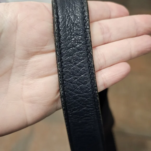 Authenticated Prada Expandable Zip Around Hobo Cervo Leather Navy Blue - Picture 16 of 16